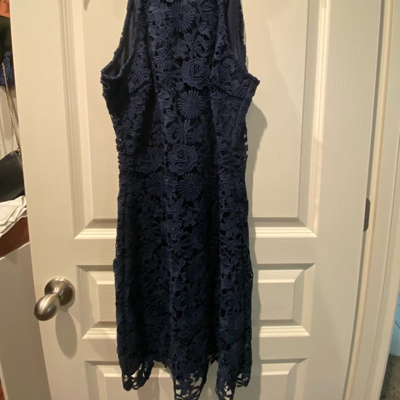 Lulus navy lace dress - Picture 4 of 4